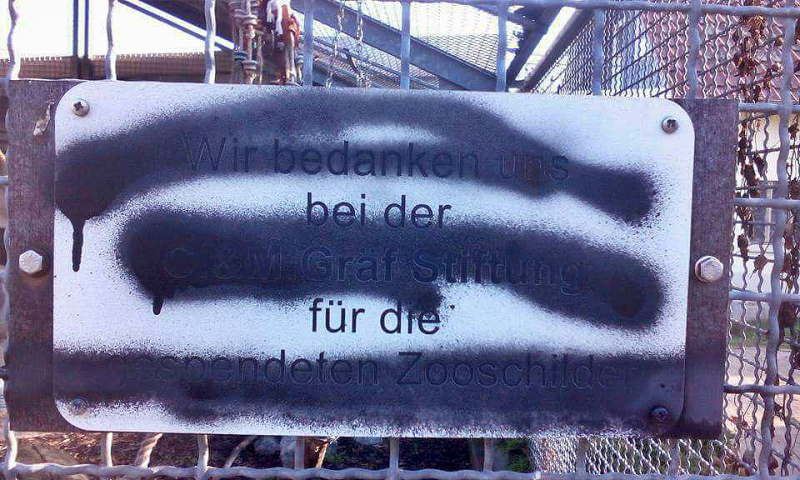 Sponsorenschilder wurden beschädigt