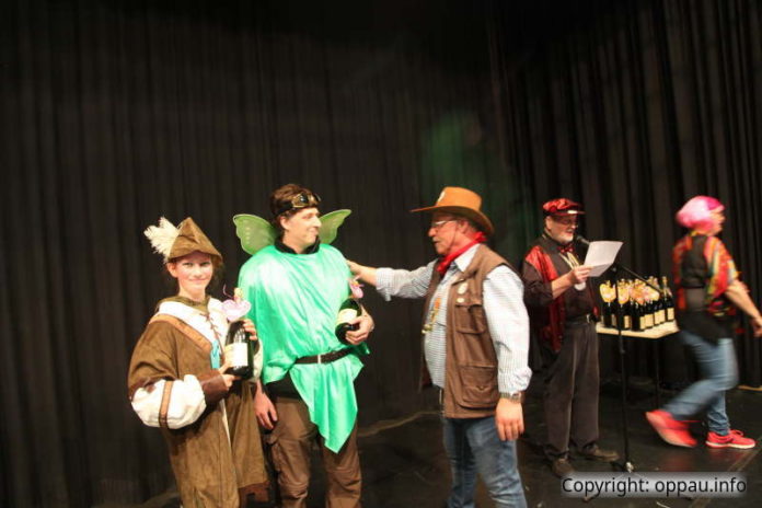 Oppau: Bürgerhaus Preisverleihung - Volles Haus und klasse Musik